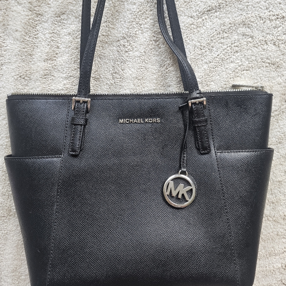 Like NEW! Michael Kors Tote Purse